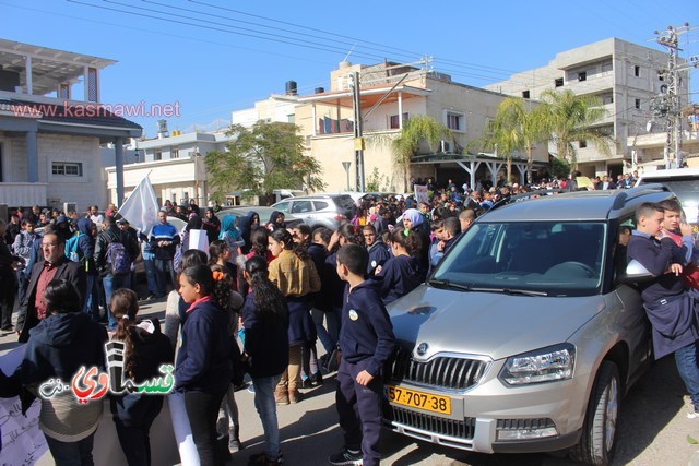 فيديو: رئيس البلدية في المسيرة التضامنية مع الاستاذ طارق ورسالة الى الشرطة  تحصيلكم وانجازاتكم في السنوات الاخيرة صفر   